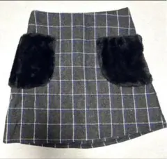 【美品】台形ミニタイトスカートファーポケット付きチェック柄グレー黒タイトゴム