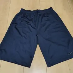 Nike DRI-FIT ネイビー ハーフパンツ 150