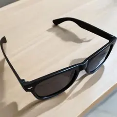 UVカット サングラス 定番 ブラック ウェリントン型 軽量 オールシーズン