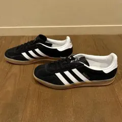 新品 アディダス adidas ガゼルインドア GAZELLE 27cm 黒白