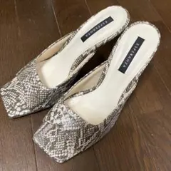 エスペランサ　パイソン　ミュール