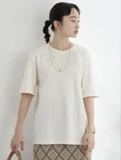 earth music&ecology クルーネックTシャツ オフホワイト M