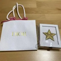 【新品未使用品】ディオール　ノベルティ　ブローチ　ピンバッジ