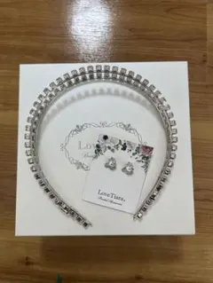 Love Tiara 2連クリスタルカチューシャ&ピアス
