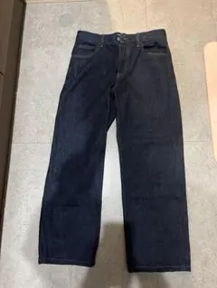 ユニクロ　jwAnderson ストレートジーンズ