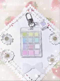 564】パッケージ シェイカー レジン チャーム - メルカリ