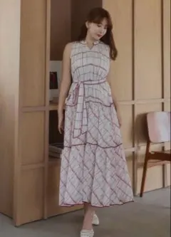 Her lip to Anduze Belted Check Dress