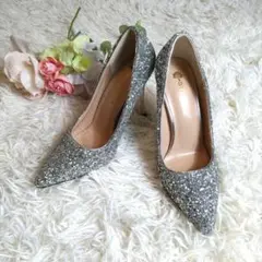 未使用品級☆ビッグツリー　シルバーラメパンプス　ポインテッドトゥ 22cm