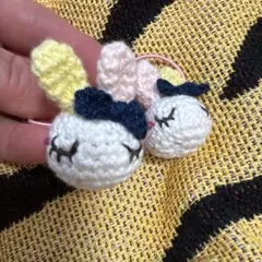 うさぎの編み物ヘアゴム 2個セット　ハンドメイド　編みぐるみ
