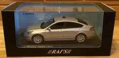 RAI'S 1/43　日産　ティアナ　 250XV (J32) 　覆面パトカーのサムネイル