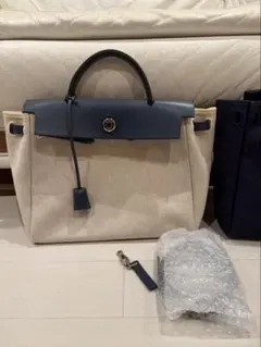 HERMES エールバッグ 2WAY ベージュ ネイビーのサムネイル