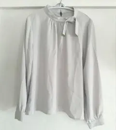 Te chichi グレー リボン付きシャツ サイズF