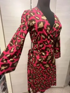 ダイアンフォンファステンバーグvintage Sサイズ　美品　アニマル柄