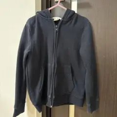 H&M 黒パーカー