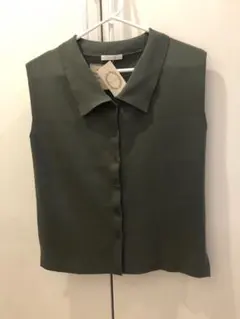 Te chichi ニット　ノースリーブ　カーキ　タグつき