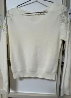 【再値下げ！】MISCH MASCH アイボリー Vネック セーター 花柄刺繍
