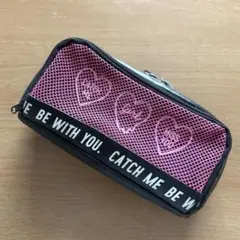 CATCH ME. 筆箱 ペンケース ブラック ピンク クーリアのサムネイル