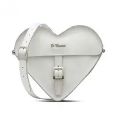‼︎最終値下げ‼︎【新品】ドクターマーチン バレンタイン限定 ハート型バッグ 白