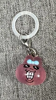 おぱんちゅうさぎ　めじるしアクセサリー　歯ぐき