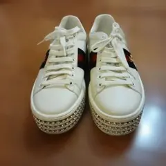 Item thumbnail for item ef987b51-e270-4fa7-bc05-368b39566918