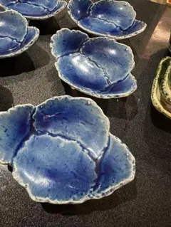 綺麗な青　小皿　足つき 13㎝×10㎝×高さ３，5㎝　６枚セット
