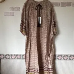 チャオパニックティピー　花柄ベージュ七分袖ロングワンピース