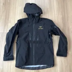 【美品】ARC'TERYX Alpha SV Jacket S サイズのサムネイル