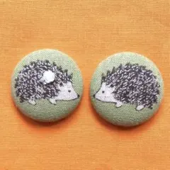 くるみボタン　ブローチ　ヘアゴム　ハリネズミ　ペア　フラワー　メルヘン　＃771