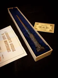 Item thumbnail for item ef8133f4-94c5-49f2-8968-1868cbf8eeac