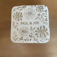 ポールアンドジョー　オリジナルコスメケースのサムネイル