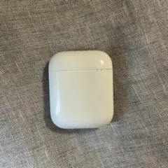 Apple AirPods 充電ケース ホワイト