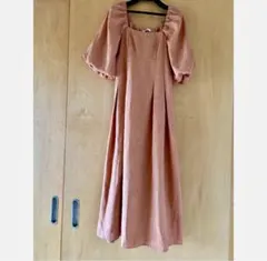 【美品】大人可愛い♡ スクエアネック パフスリーブ ワンピース