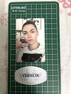 SEVENTEEN バーノン　HAPPY BURSTDAY トレカ　おまけ付