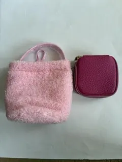 ピンクポーチとESTÉE LAUDERポーチセット