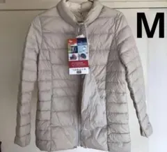 新品タグ付しまむらCLOSSHIクロッシー プレミアムライトダウンオフベージュ