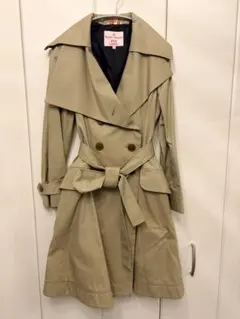 美品【Vivienne WestwoodRED RABEL】トレンチコートのサムネイル