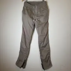 Item thumbnail for item df43513b-aec1-4e5d-9257-13b788495b4a