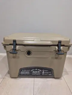 アイスランドクーラーボックス 35QT サンドベージュ 中古美品 - メルカリ