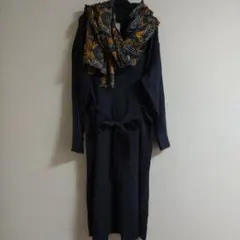 So1:1 長袖ネイビーワンピース