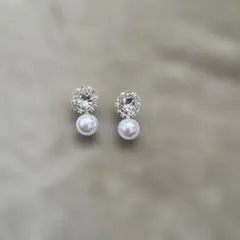 上品 パール風ピアス 高見えデザイン シルバー 大人可愛い パール シンプル 白