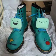 希少　新品未使用　アドベンチャータイム ドクターマーチン ブーツ ビーモ BMO