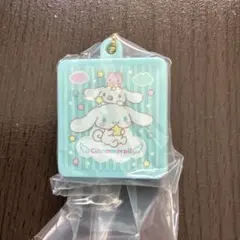 サンリオ　クッキー缶チャーム　シナモロール