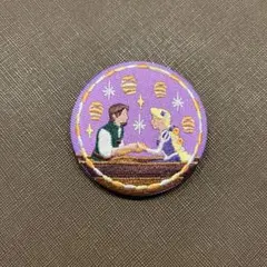 Disney Characters 刺繍缶バッジビスケット　ラプンツェル