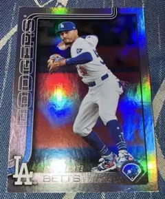 Mookie Betts リフラクター Topps 2025 Series 2