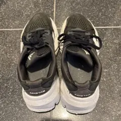 adidas ADISTAR ブラック/ホワイト スニーカー