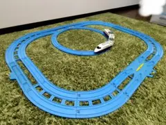 プラレール　車両混み　複線ポイント切り替え付き レールセット