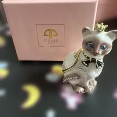 東京銀座PICAIS クラウンキャットシャム