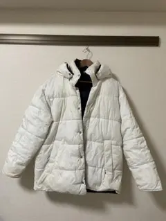 TOMMY HILFIGER ホワイトダウンジャケット