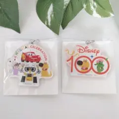 ディズニー100 キーホルダー 2点セット売り