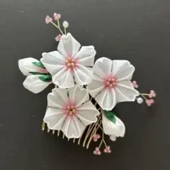 No.660 つまみ細工　髪飾り　ヘアコーム　桜　卒業式　七五三　成人式